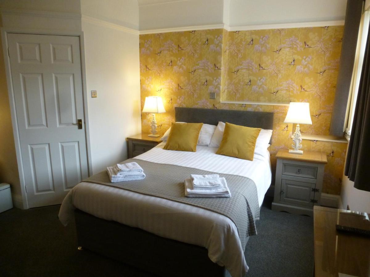 The Kenmore Guest House Llandudno Exterior foto